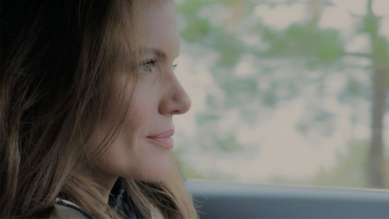 Το μήνυμα της Κιμ Κίλιαν μέσα από το τελευταίο της βίντεο