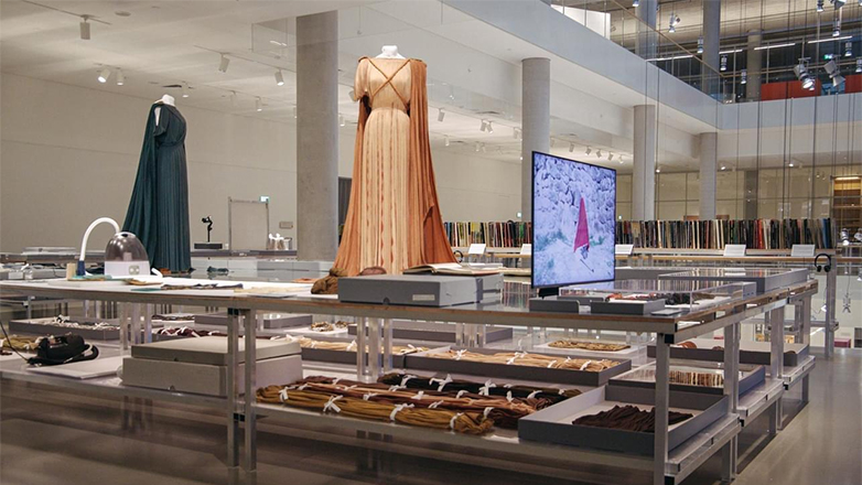 «Unboxing Callas»: Mια μοναδική έκθεση με προσωπικά αντικείμενα της Μαρίας Κάλλας, στην Εθνική Λυρική Σκηνή από τη ΔΕΗ