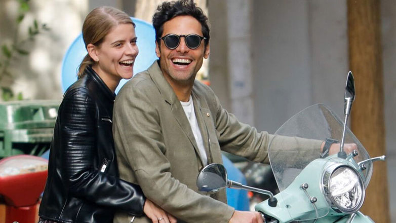 Γιώργος Παπαγεωργίου: Δημοσίευσε φωτογραφία με τη Δανάη Μιχαλάκη από την αίθουσα τοκετού