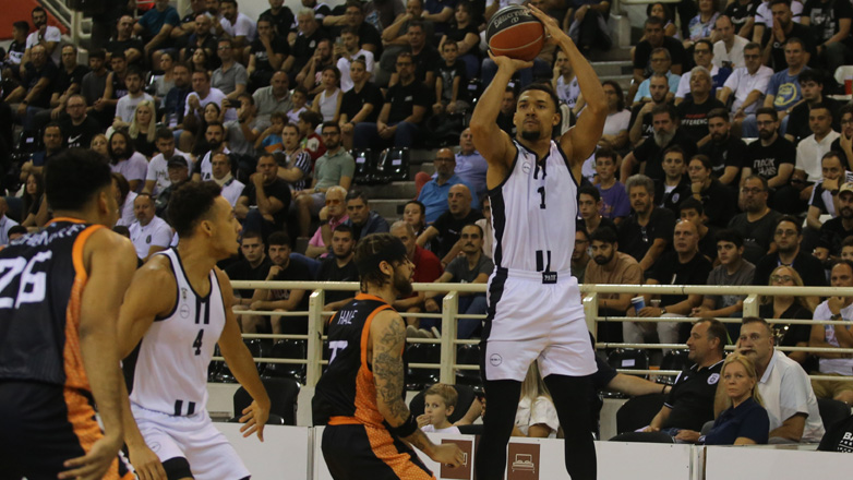 Μπάσκετ: Το Λαύριο ανακοίνωσε τον Σκάιλερ Φλάτεν