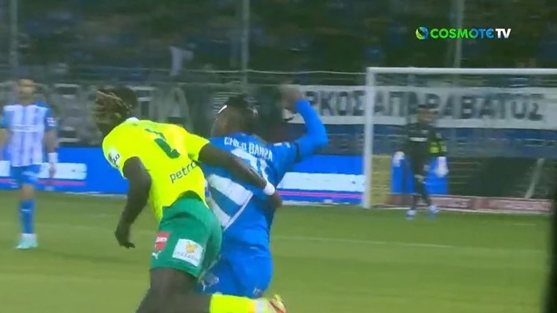 Κύπρος: Χαμός στο ματς Aνόρθωση-ΑΕΚ Λάρνακας με μπουνιά και κουτουλιά στον αγωνιστικό χώρο!