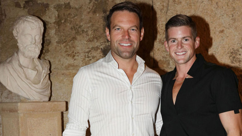 Στέφανος Κασσελάκης – Tyler McBeth: Το πάρτι γενεθλίων στον σκύλο τους και η τούρτα που του ετοίμασαν