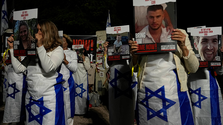 Τελεσίγραφο της Χαμάς: «Καμία νέα απελευθέρωση ομήρων χωρίς πλήρη κατάπαυση του πυρός»