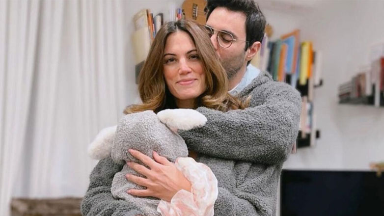 Ίαν Στρατής για την ενός έτους κόρη του, Ολίβια: «Τρελαίνομαι»