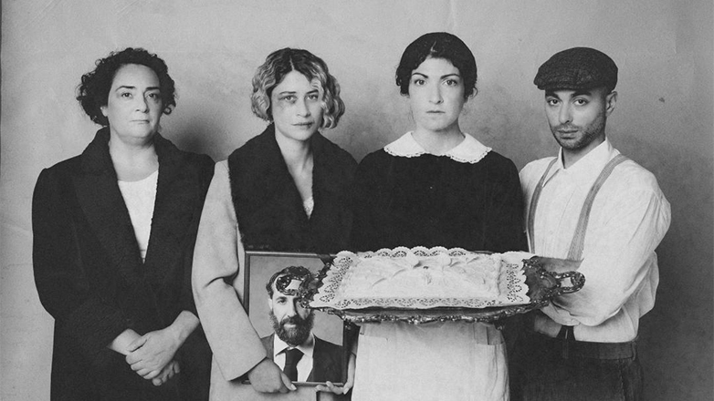 «Κακούργα Πεθερά» της Νεφέλης Μαϊστράλη στο θέατρο Πόρτα