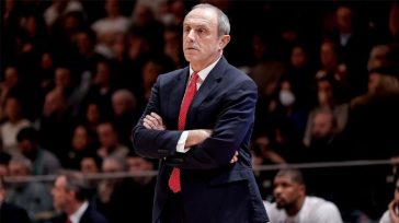 Ο Μεσίνα στο «τιμόνι» της Αρμάνι Μιλάνο έως το 2026