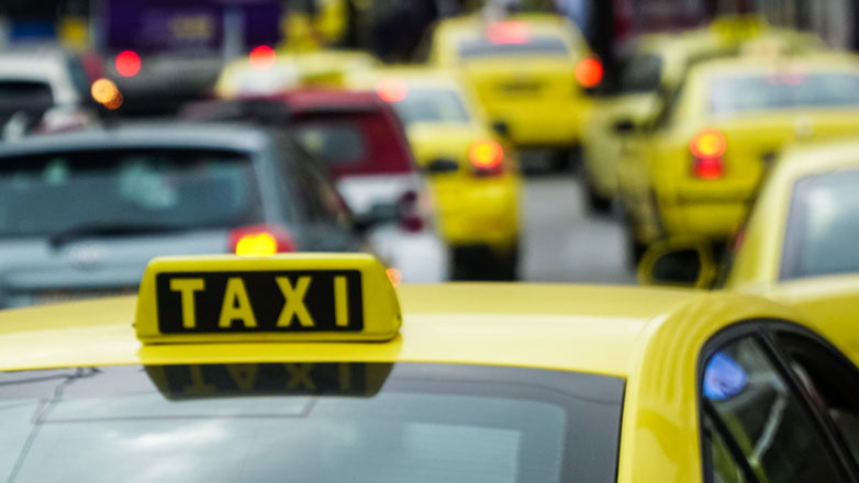 Χειρόφρενο τραβούν σήμερα και αύριο τα ταξί στην Αττική
