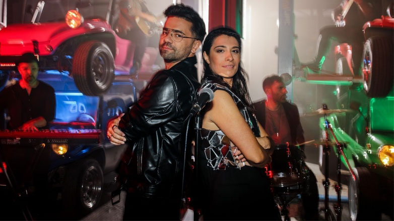 Η Τζένη Γεωργιάδη διασκεύασε το τραγούδι «Κρύψου» με τη συμμετοχή των Onirama!