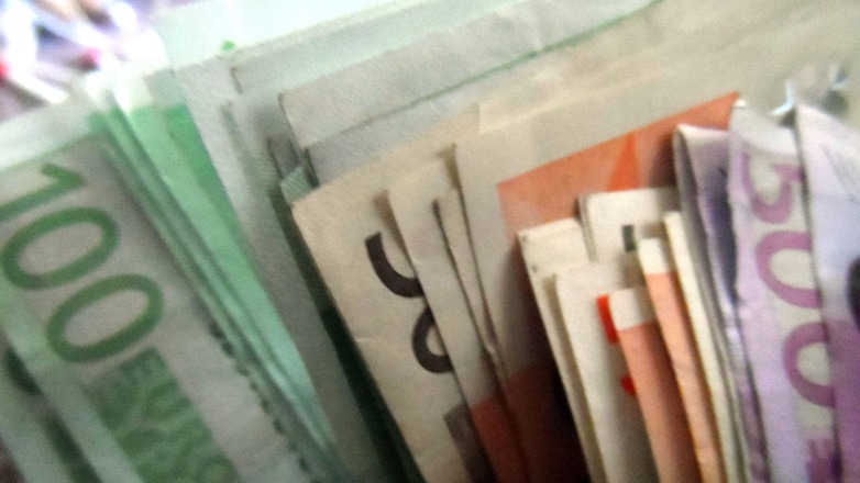 Πρόστιμα ύψους 670.000 ευρώ σε δύο εισπρακτικές εταιρείες