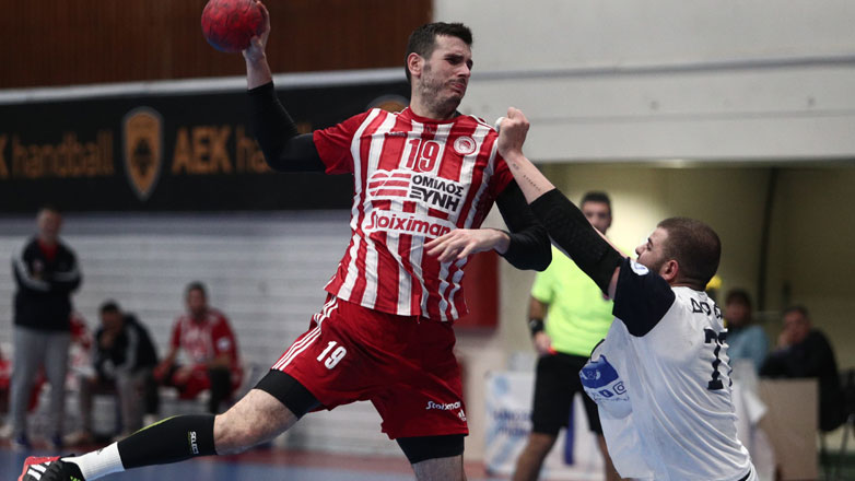Χάντμπολ: 14 στα 14 ο Ολυμπιακός, 32-22 τον Δούκα