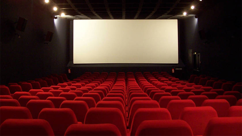 Μεταμεσονύχτιος μαραθώνιος Χριστουγεννιάτικων ταινιών στη Θεσσαλονίκη