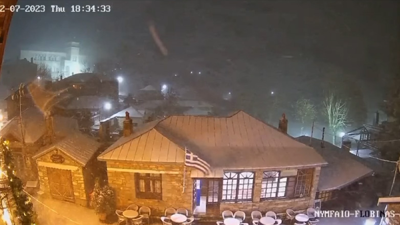 Μια ώρα αργότερα θα ανοίξουν τα σχολεία στη Φλώρινα, λόγω της έντονης χιονόπτωσης