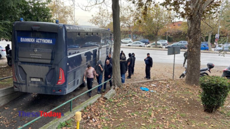 Θεσσαλονίκη: Στα δικαστήρια οι συλληφθέντες μετά τα επεισόδια στην πορεία για τον Γρηγορόπουλο