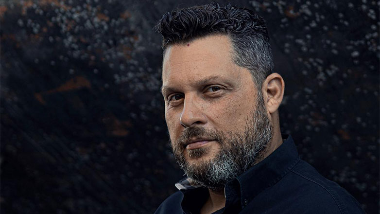 Ο Μπάμπης Βελισσάριος στο Μπαράκι της Διδότου