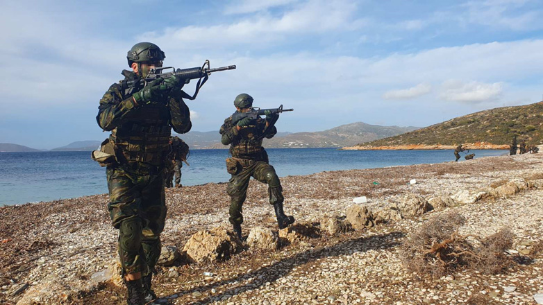 Εντυπωσιακές εικόνες από συνεκπαίδευση Ελλάδας – ΗΠΑ στην ευρύτερη περιοχή της Σκύρου