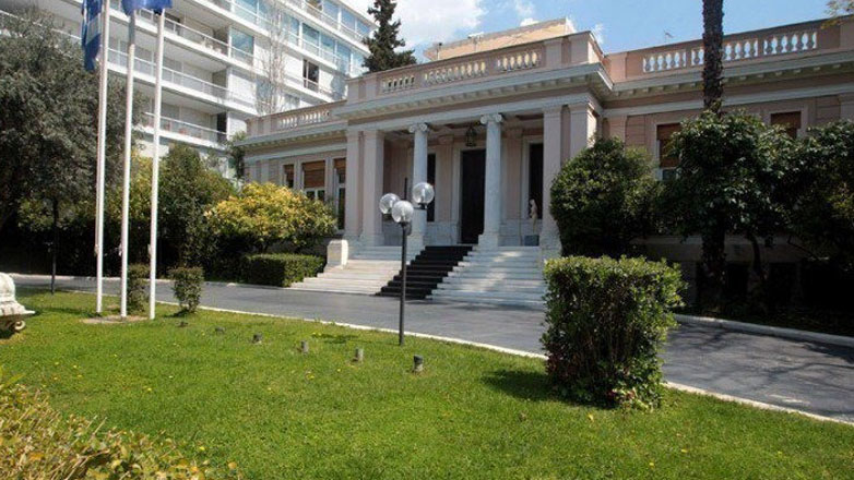 Όλα τα σενάρια στο τραπέζι για την οπαδική βία –  Σε εξέλιξη η διυπουργική υπό τον πρωθυπουργό