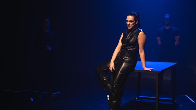 «Αντίο Μπάτμαν»: Δύο έξτρα παραστάσεις λόγω επιτυχίας, στο χώρο Πλύφα