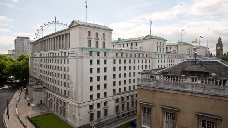 Πρόστιμο ύψους 407.000 ευρώ στο Υπουργείο Άμυνας της Βρετανίας για διαρροή δεδομένων Αφγανών διερμηνέων