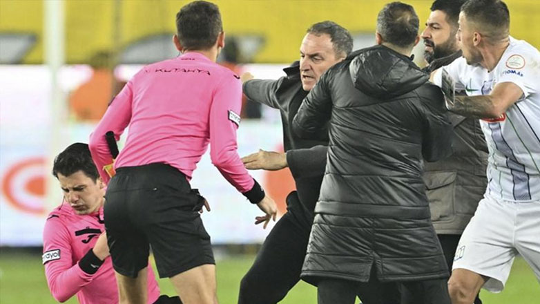 Τουρκία: Ο διαιτητής Μελέρ πήρε εξιτήριο