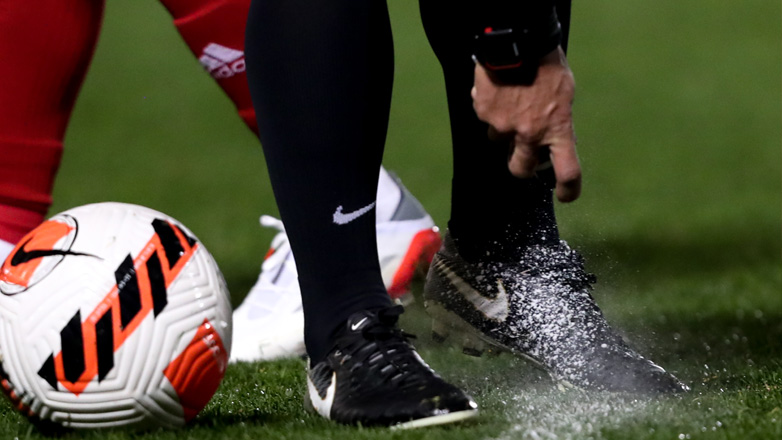 Ολική ανατροπή για τους ξένους ρέφερι – Η εντολή της UEFA δεν ισχύει τώρα που επιστρέφουν οι Έλληνες διαιτητές