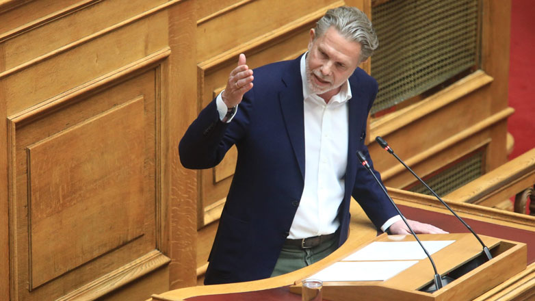 Γερουλάνος: Κυβέρνηση και προϋπολογισμός κινούνται σε κλίμα χαλαρό αγνοώντας ότι πλέουμε προς ένα παγόβουνο