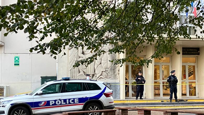 Γαλλία: Μια 12χρονη μαθήτρια απείλησε με μαχαίρι μια καθηγήτρια