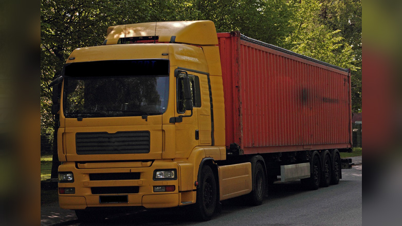 Το μήνυμα Έλληνα οδηγού φορτηγού από τα σύνορα Ελλάδας-Τουρκίας