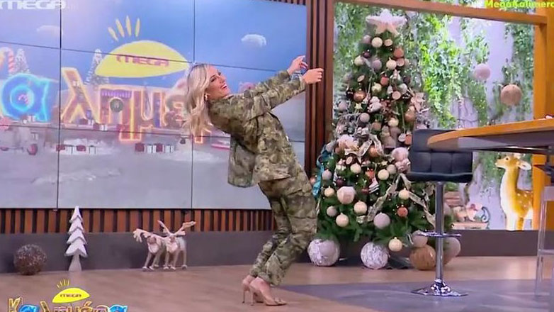 Ελεονώρα Μελέτη: Σηκώθηκε από την καρέκλα της και χάρισε ένα μοναδικό τσιφτετέλι στο πλατό του Mega