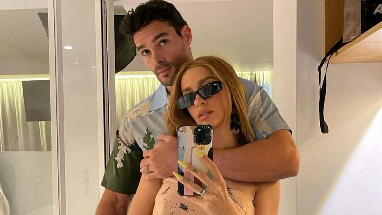 Alberto Botia: Τραγούδησε επιτυχία της Ελένης Φουρέιρα και μίλησε για τον γιο τους