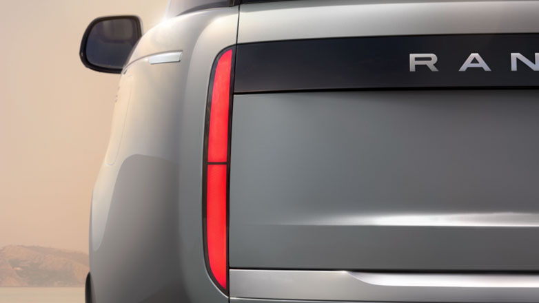 Έρχονται οι νέες αμιγώς ηλεκτρικές εκδόσεις Range Rover