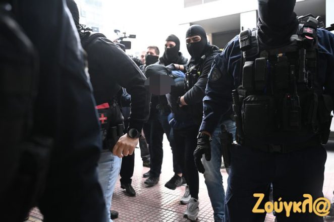 Να υπαχθεί σε πρόγραμμα προστασίας μαρτύρων ζητά ο 18χρονος Να υπαχθεί σε πρόγραμμα προστασίας μαρτύρων ζητά ο 18χρονος