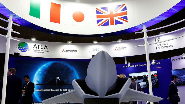 Η Ιαπωνία, η Βρετανία και η Ιταλία υπέγραψαν συμφωνία για την ανάπτυξη μαχητικού αεροπλάνου