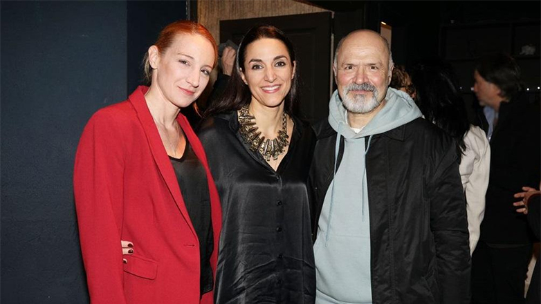 The Doctor: Οι πρώτες εντυπωσιακές εικόνες από την πρεμιέρα του υποβλητικού θρίλερ, σε σκηνοθεσία Κατερίνας Ευαγγελάτου