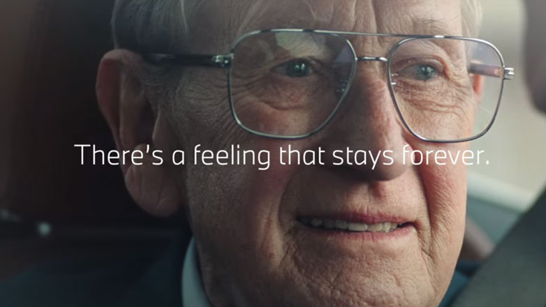 Η ισόβια σχέση αγάπης με την οδήγηση  – Ένα συγκλονιστικό βίντεο της BMW που θα σας συγκινήσει