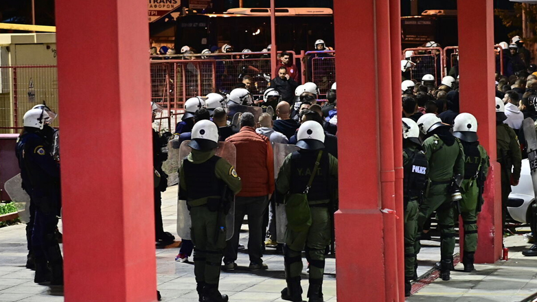 Στο επίκεντρο των ερευνών 50 άτομα από τα επεισόδια στου Ρέντη