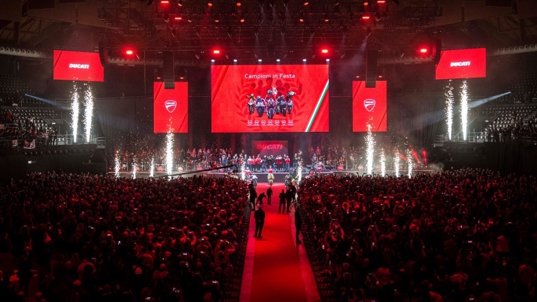 Η Ducati στην Unipol Arena στην Μπολόνια γιόρτασε το “Campioni in Festa”