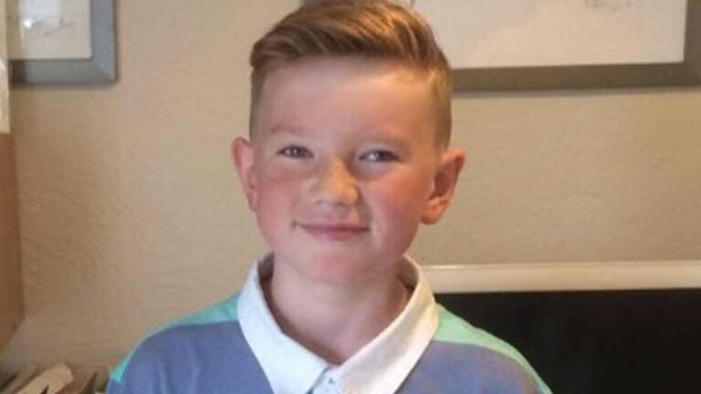 Άλεξ Μπάτι: Επαναπατρίζεται απόψε το αγόρι που είχε εξαφανιστεί για έξι χρόνια