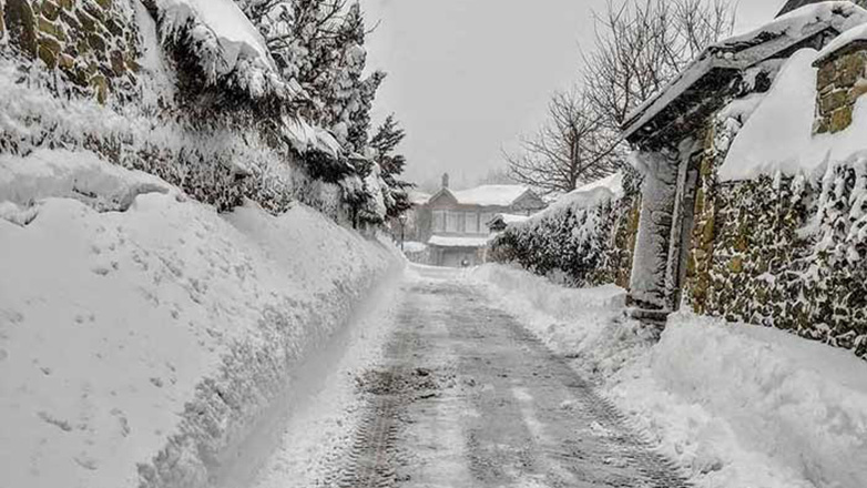Το 1,5 μέτρο έφτασε το χιόνι στο Νυμφαίο Φλώρινας