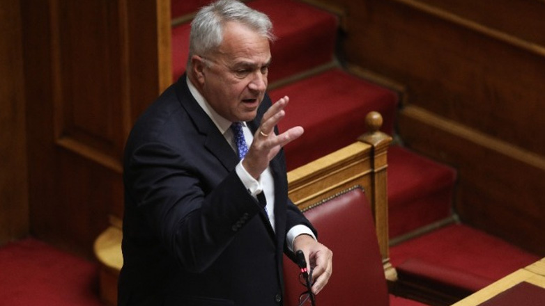 Βορίδης: Έκτακτη ρύθμιση η τροπολογία για τις άδειες παραμονής