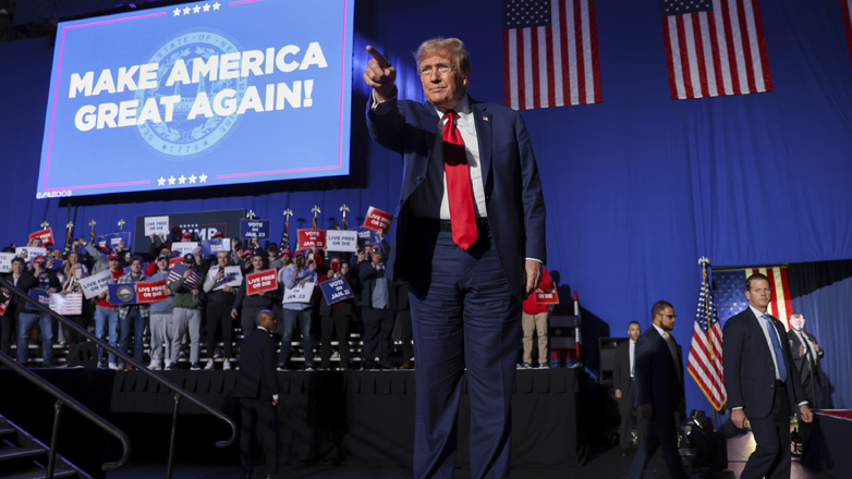 Τραμπ: Παράτυποι μετανάστες δηλητηριάζουν το αίμα της χώρας μας