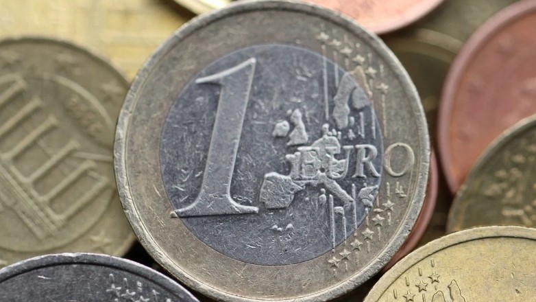 Economist: Στην πρώτη θέση η ελληνική οικονομία για το 2023