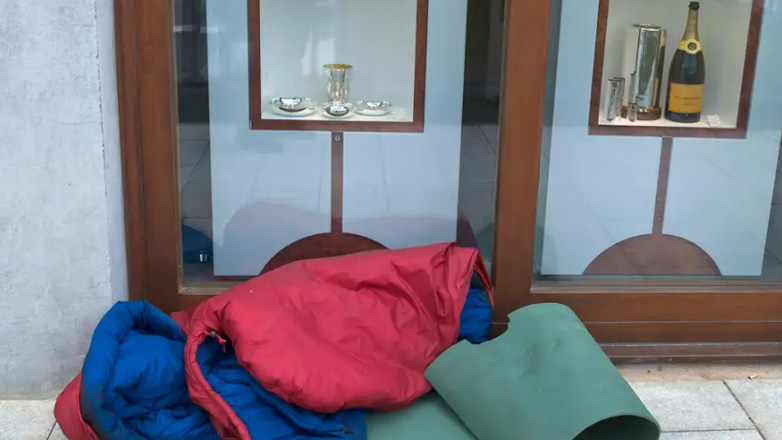 DW: Οι άστεγοι ξεπερνούν τις 600.000 στη Γερμανία