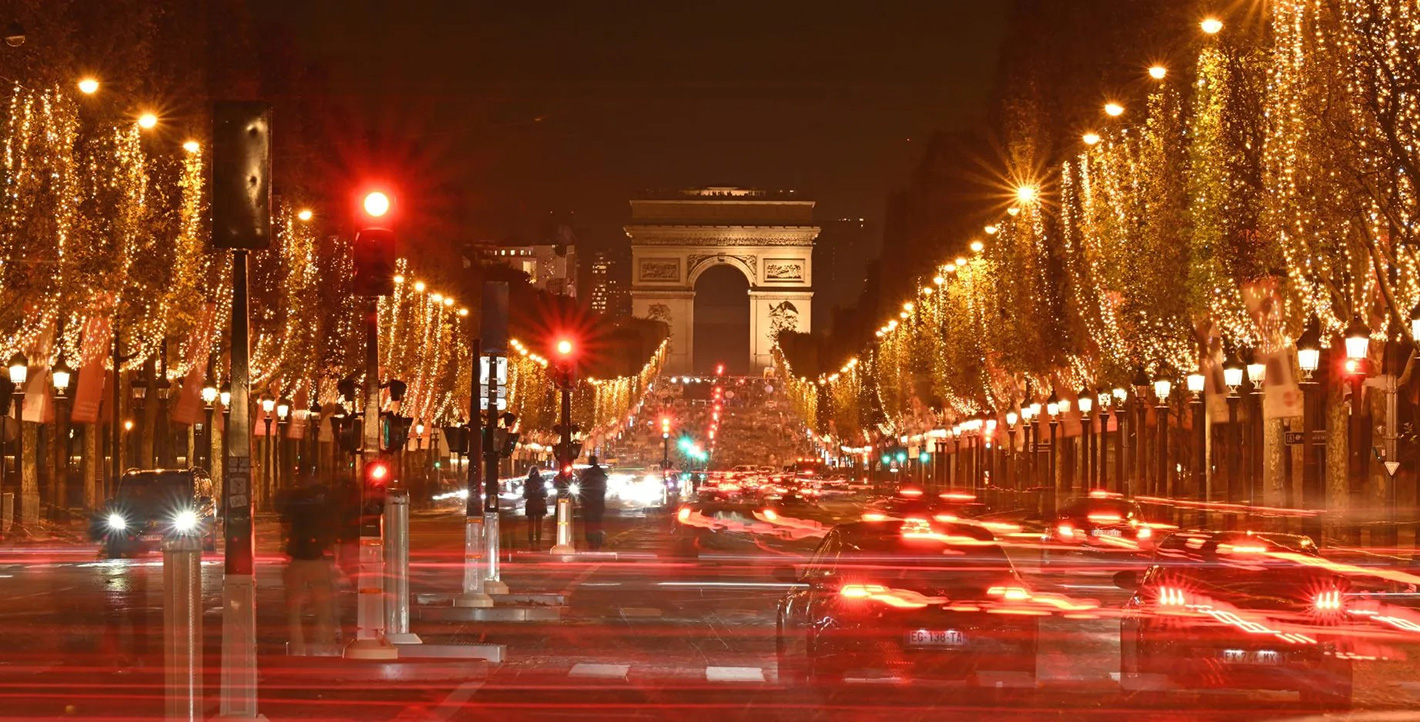 Η Πόλη του Φωτός (μεταφορικά και κυριολεκτικά)