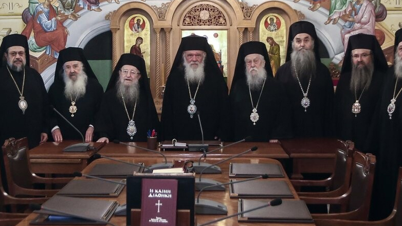 Ιερά Σύνοδος: Εγκύκλιος κατά του γάμου των ομόφυλων ζευγαριών και της τεκνοθεσίας