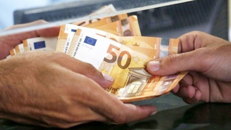 Υπολογίστε την αμοιβή των αργιών των Χριστουγέννων και της Πρωτοχρονιάς με εργαλεία της ΓΣΕΕ