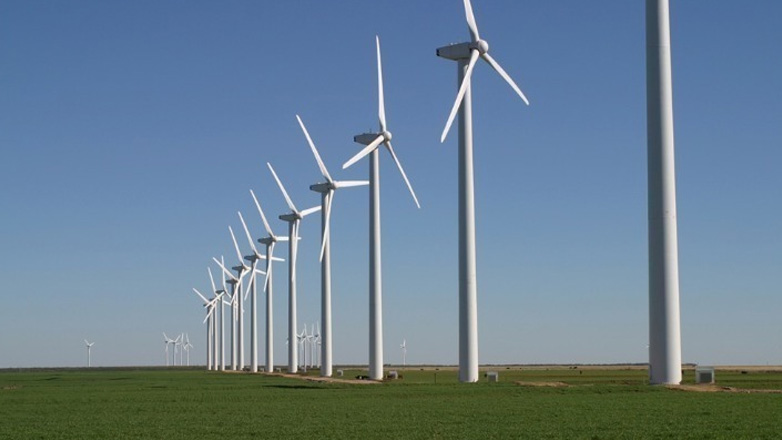 Δανία: Ο όμιλος Ørsted θα κατασκευάσει στη Βρετανία το μεγαλύτερο υπεράκτιο αιολικό πάρκο παγκοσμίως