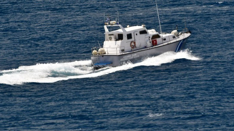 Εντοπίστηκαν 14 μετανάστες δυτικά της Σύμης