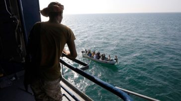 ΗΠΑ, ΕΕ και ΝΑΤΟ καταδικάζουν τις επιθέσεις των Χούθι στη ναυσιπλοΐα στην Ερυθρά Θάλασσα