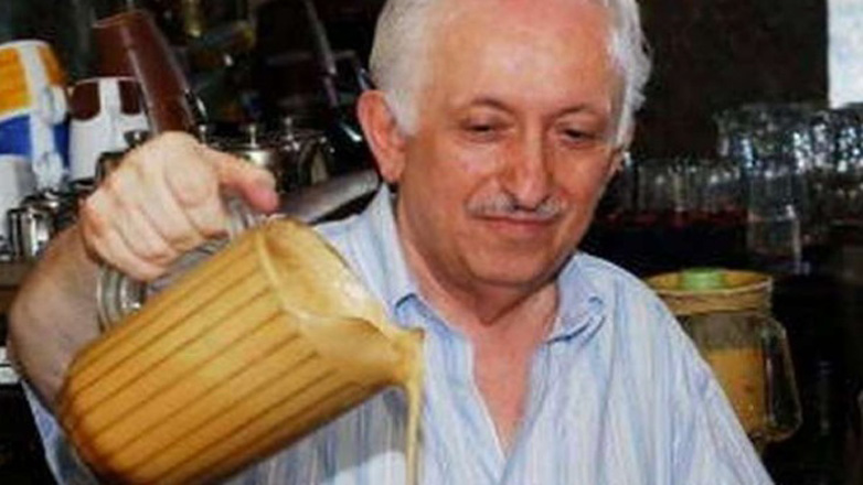 Χρήστος Λέντζος: Πέθανε ο δημιουργός του πιο διάσημου φραπέ στην Ελλάδα