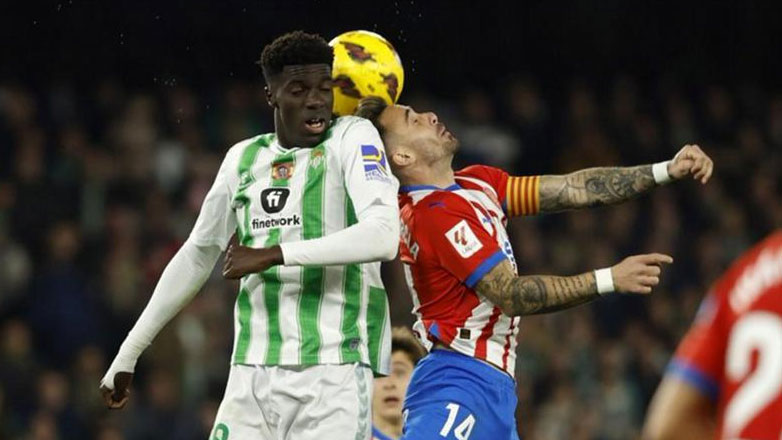 Ισπανία: Δεν αφήνει την κορυφή η Τζιρόνα παρά το 1-1 με τη Μπέτις